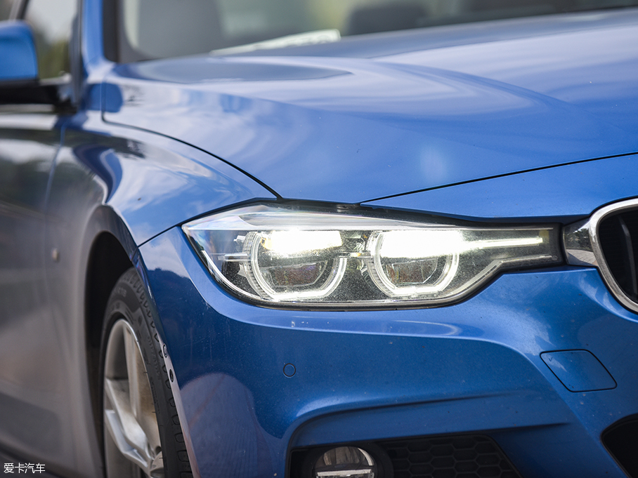 BMW Brilliance 2017 BMW 3 Series