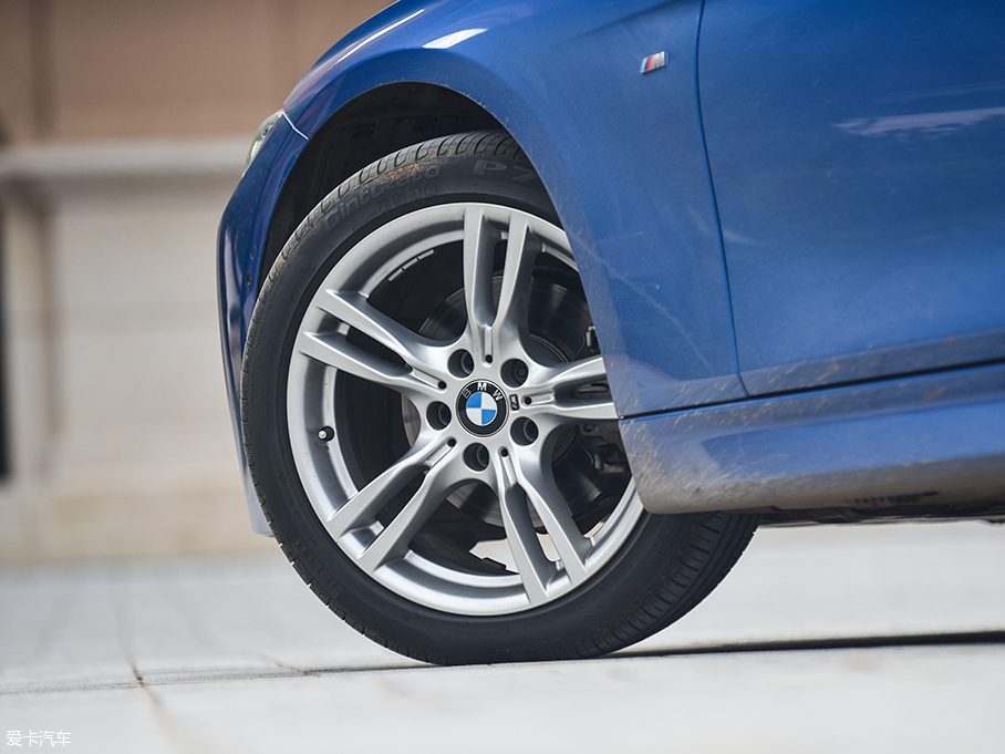 BMW Brilliance 2017 BMW 3 Series