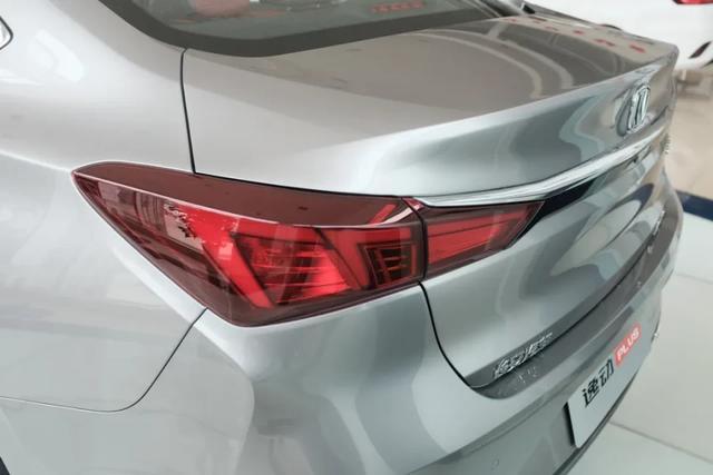 A short test of Changan Yidong PLUS: a small surprise beyond the standard answer