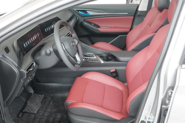 A short test of Changan Yidong PLUS: a small surprise beyond the standard answer