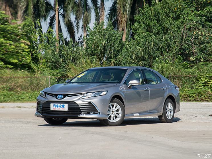 GAC Toyota Camry 2022 Twin Engine 2.5HE Elite PLUS Edition GAC Toyota Camry 2022 Twin Engine 2.5HE Elite PLUS Edition